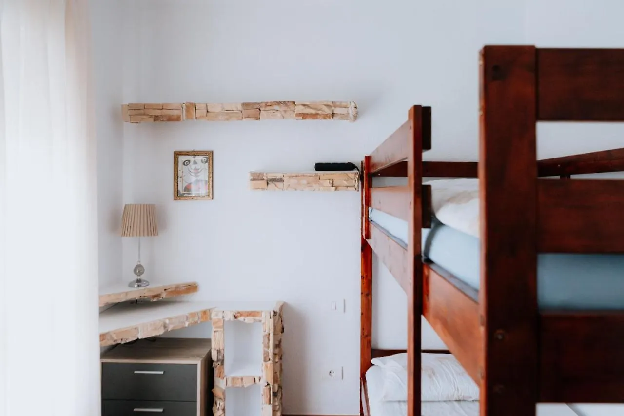 Endless Summer Vibes Costa Adeje  Hostel Costa Adeje (Tenerife)